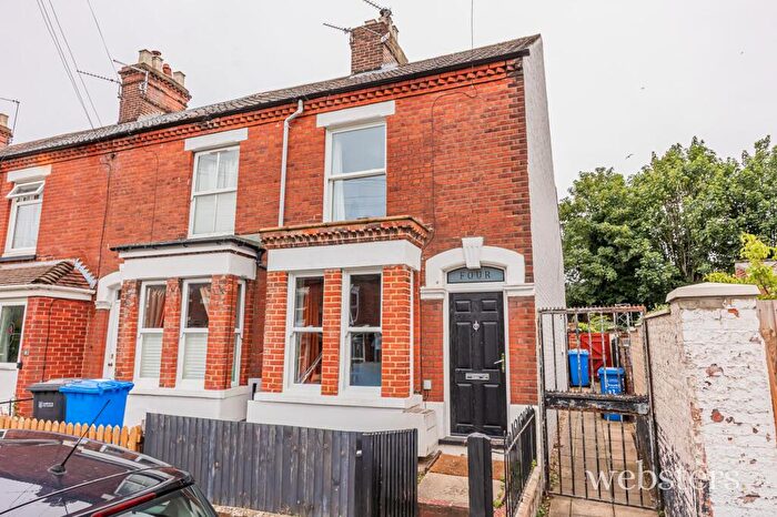 2 Bedroom End Of Terrace House For Sale In Pelham Road, Norwich, NR3