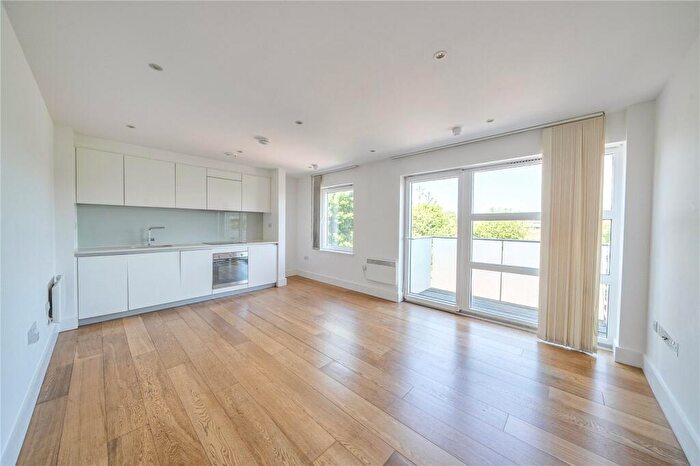 1 Bedroom Apartment For Sale In Tiltman Place, London, N7