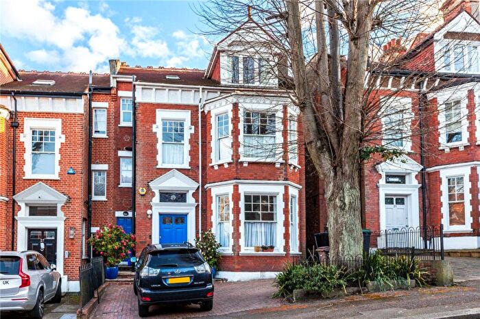 6 Bedroom Semi Detached House For Sale In Southwood Avenue, Highgate, London, N6