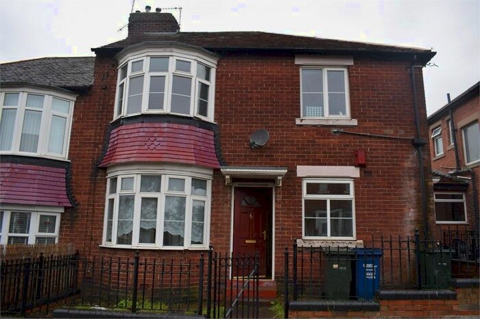 2 Bedroom Flat To Rent In Ouston Street, Newcastle Upon Tyne, NE15