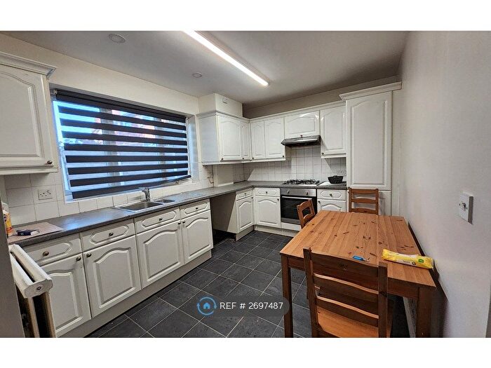 3 Bedroom Semi Detached House To Rent In Colindale Avenue, Manchester, M9