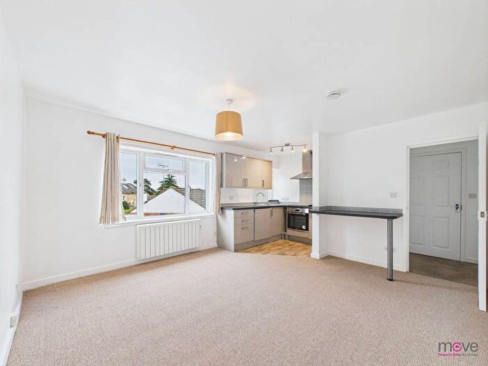2 Bedroom Flat To Rent In London Road, Charlton Kings, GL52