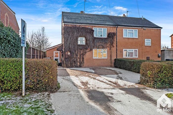 3 Bedroom Semi Detached House For Sale In Millham Road, Bishops Cleeve, Cheltenham, GL52