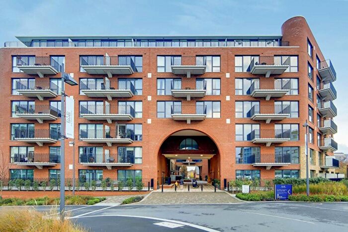 2 Bedroom Flat To Rent In Thunderer Walk, Woolwich, London, SE18