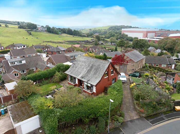 4 Bedroom Detached House For Sale In Clough Mount, Shaw, OL2