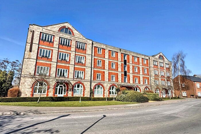 2 Bedroom Flat For Sale In Downton, SP5