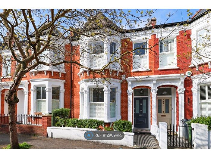 4 Bedroom Terraced House To Rent In Narbonne Avenue, London, SW4