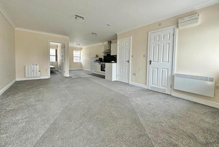 1 Bedroom Flat To Rent In Herschel Street, SL1