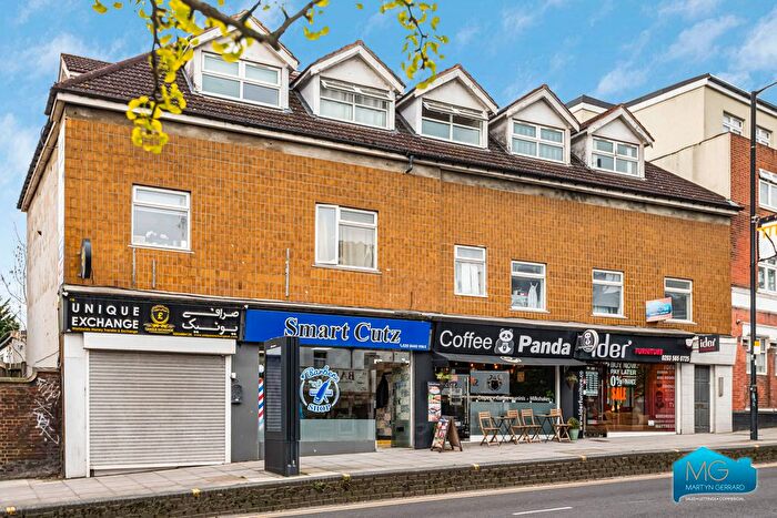 Studio To Rent In High Street, High Barnet, Hertfordshire, EN5