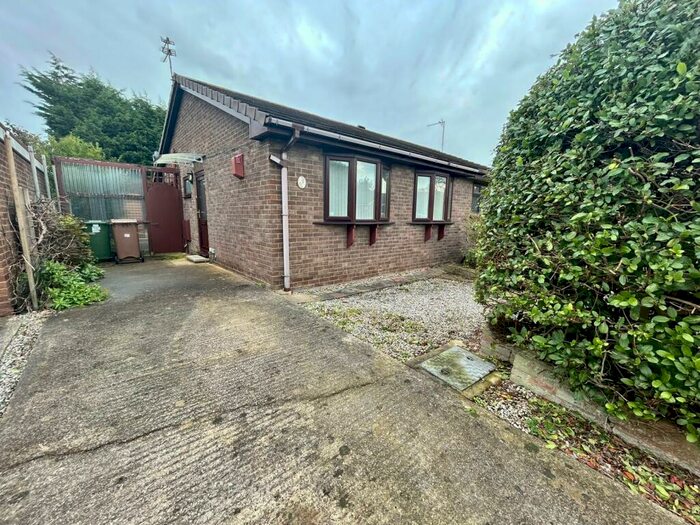 2 Bedroom Bungalow To Rent In Days Meadow, Greasby, Wirral, CH49