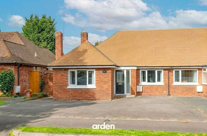 3 Bedroom Property For Sale In Oberon Drive, Shirley, B90