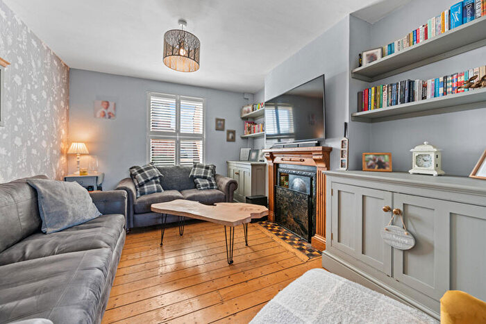 3 Bedroom Terraced House For Sale In Grange Road, Geddington, NN14