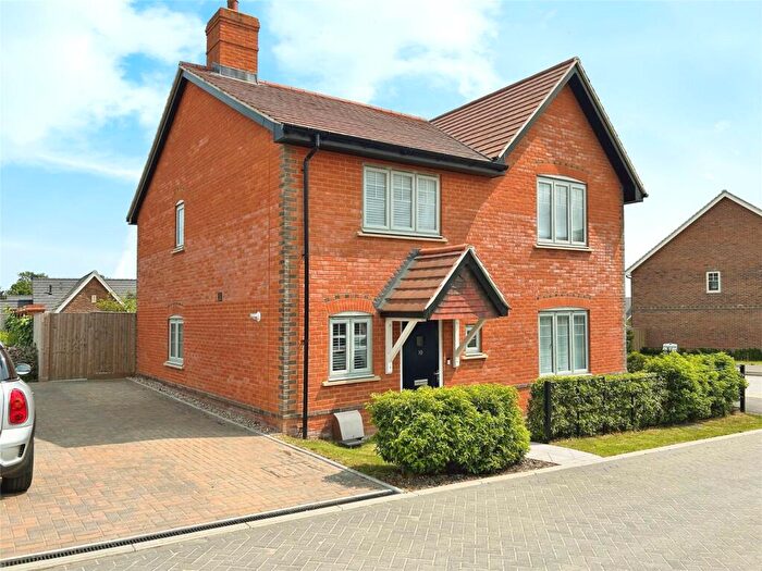 2 Bedroom Semi-Detached House For Sale In Cleveland Nook, Mortimer Common, Reading, Berkshire, RG7