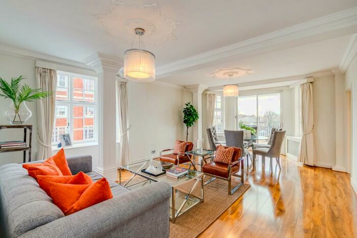 4 Bedroom Apartment To Rent In Melina Court, Grove End Road, St Johns Wood, NW8