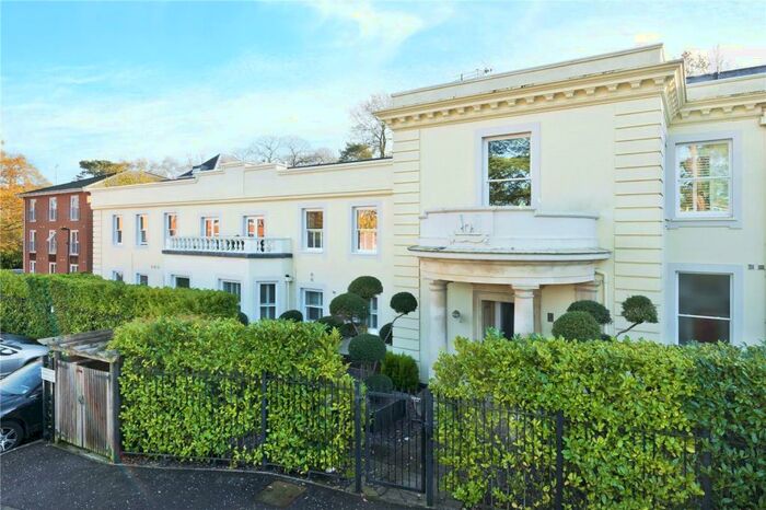 2 Bedroom Apartment To Rent In Brook Avenue, Ascot, Berkshire, SL5