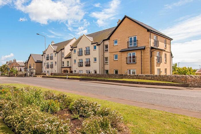 2 Bedroom Retirement Property For Sale In Craws Nest Court, Anstruther, KY10