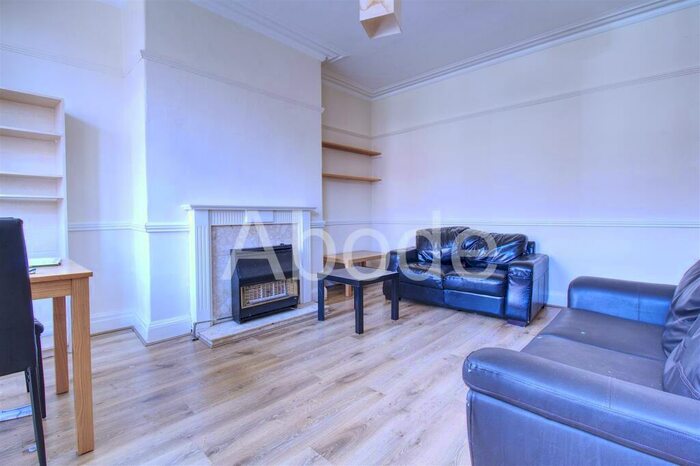 3 Bedroom House To Rent In Brudenell Street, Hyde Park, Leeds, LS6