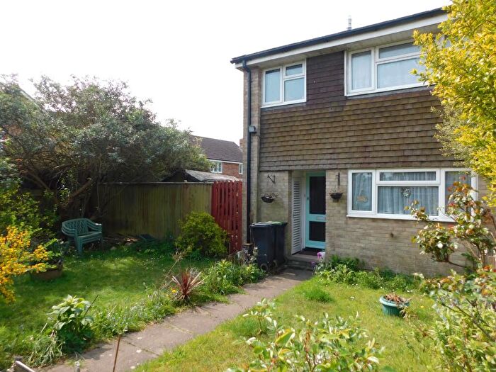 3 Bedroom End Of Terrace House For Sale In Branwell Close, Christchurch, BH23