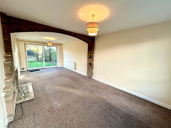 2 Bedroom Bungalow To Rent In Pine Gardens, Llanidloes Road, Newtown, Powys, SY16