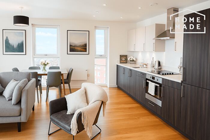 2 Bedroom Flat To Rent In The Slate Yard, M3