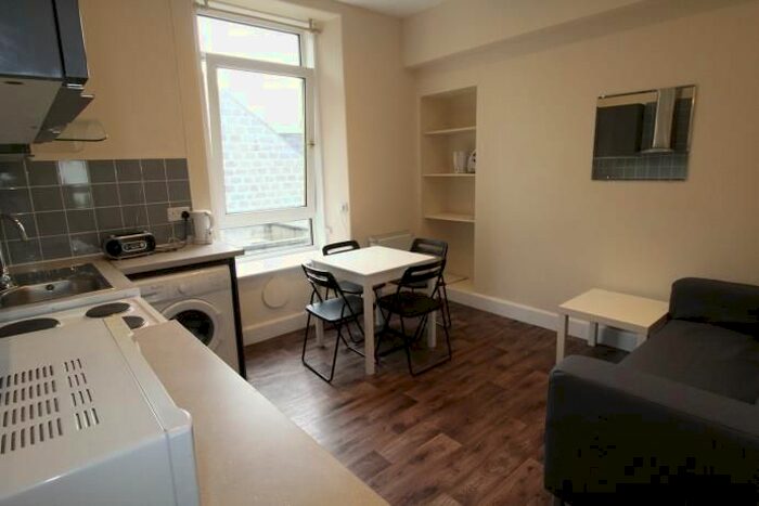 1 Bedroom Flat To Rent In Bedford Road, Aberdeen, AB24