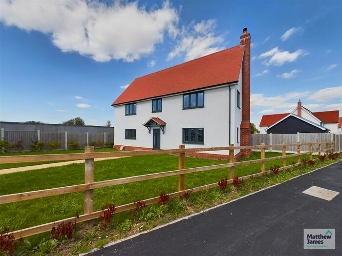 5 Bedroom Property To Rent In Grange Road, Tiptree, Colchester, CO5