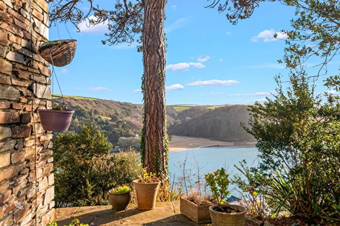 2 Bedroom Flat For Sale In Devon Road, Salcombe, TQ8