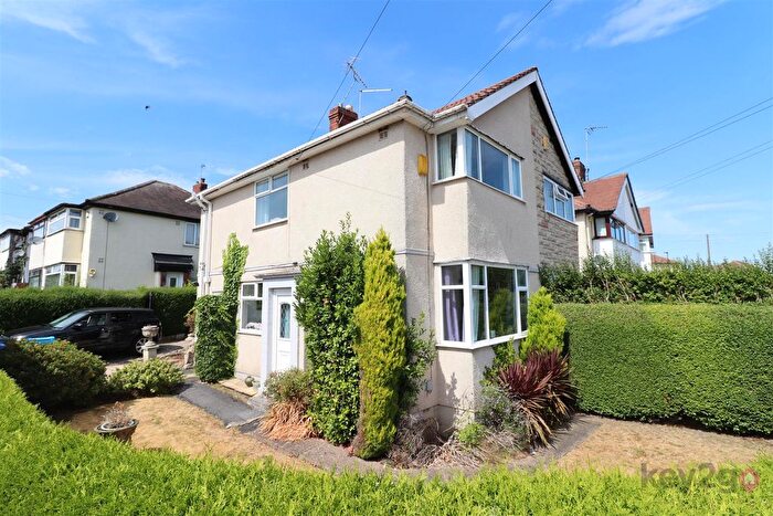 2 Bedroom Semi-Detached House For Sale In Newlands Grove, Sheffield, S12