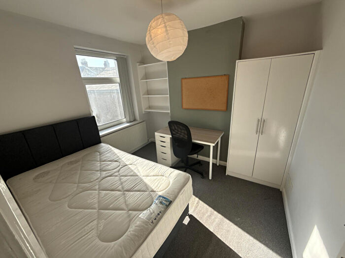 5 Bedroom Terraced House To Rent In Rhymney Street, Cardiff, CF24