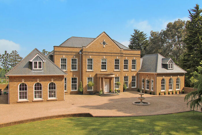 6 Bedroom Detached House For Sale In Wickham, Hampshire, PO17