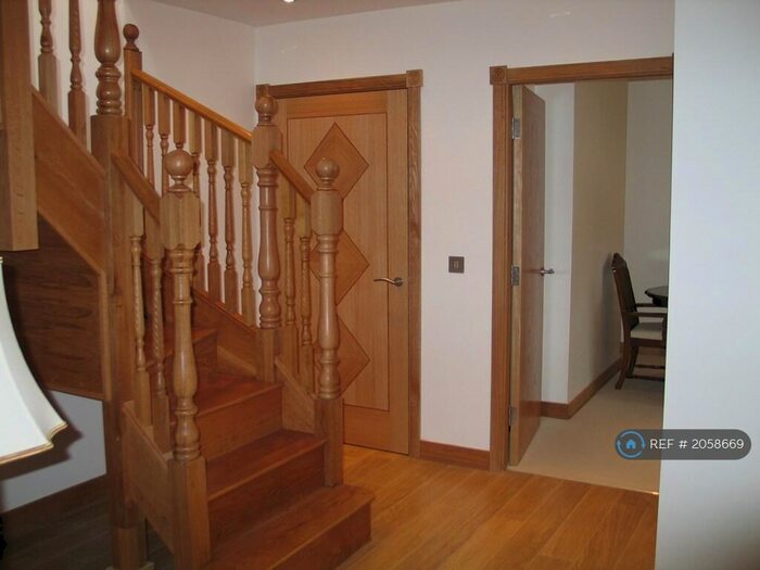 3 Bedroom Penthouse To Rent In Allerton Road, Mossley Hill, Liverpool, L18