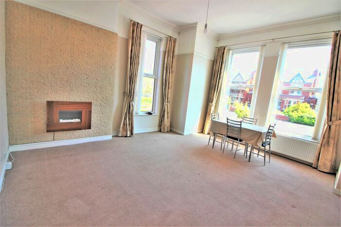 2 Bedroom Flat To Rent In Lathom Road, Southport, Southport, PR9