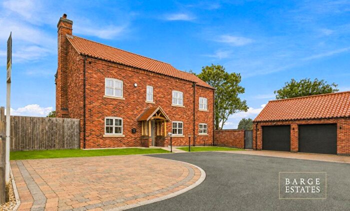 6 Bedroom Detached House For Sale In Caddow View, Sturton Le Steeple, Nottinghamshire, DN22