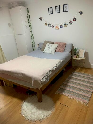 Studio To Rent In Palatine Road, London N16