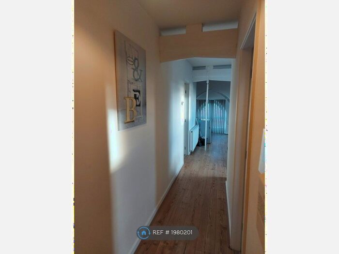 2 Bedroom Flat To Rent In James Reckitt Library, Hull, HU9