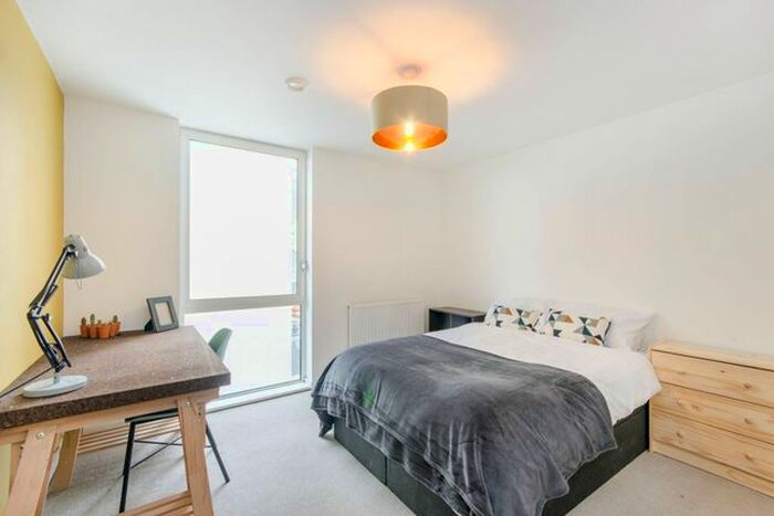 1 Bedroom Flat To Rent In Ealing Road, Brentford, TW8