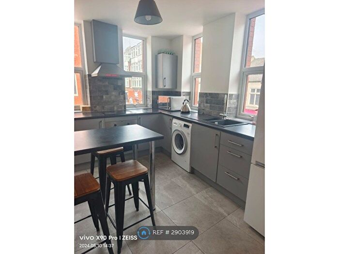 3 Bedroom Flat To Rent In Linthorpe Road, Middlesbrough, TS1