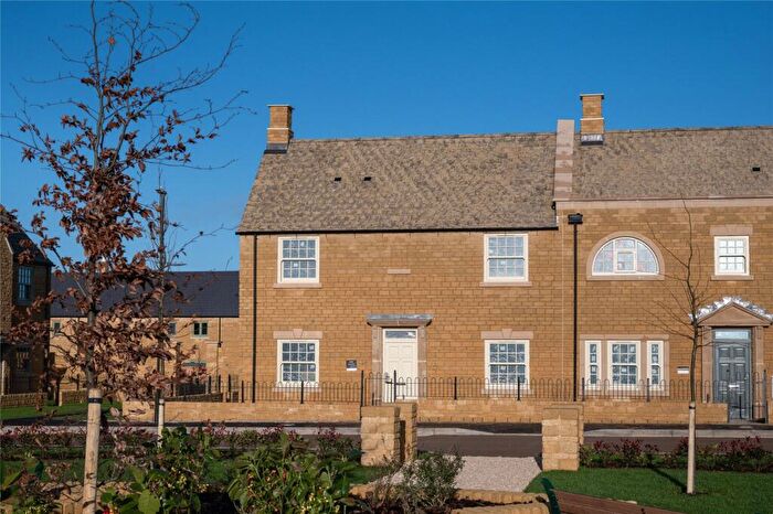 4 Bedroom End Of Terrace House For Sale In Ellenbrook, Stow Road, Moreton-In-Marsh, Gloucestershire, GL56