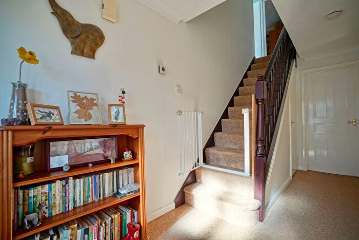 4 Bedroom Detached House For Sale In Sparrowhawk Way, Hartford, Huntingdon, PE29