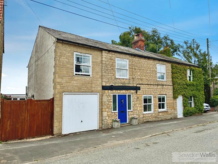 4 Bedroom Semi-Detached House For Sale In King Street, West Deeping, Peterborough, PE6