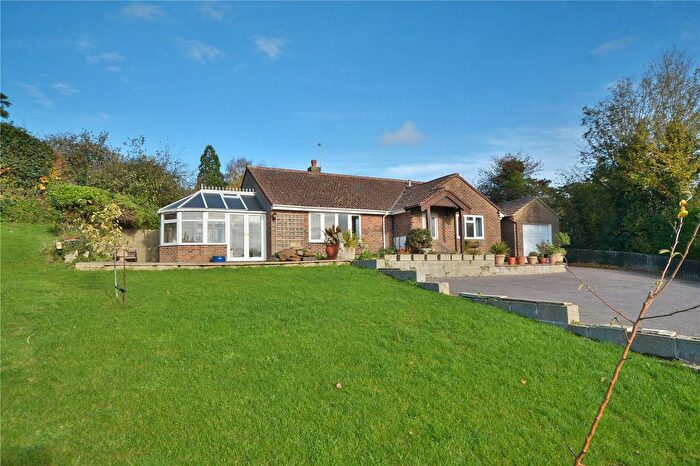 2 Bedroom Bungalow For Sale In Lower Street, Pulborough, RH20