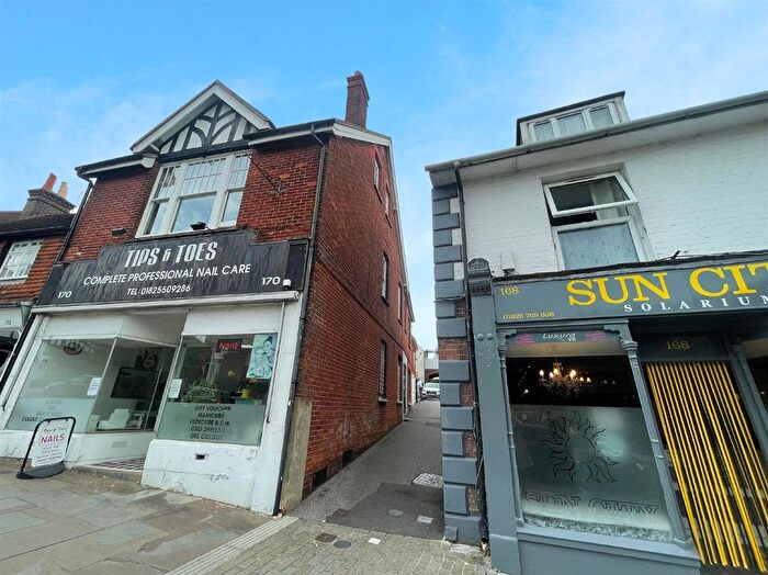 1 Bedroom Flat To Rent In High Street, Uckfield, TN22