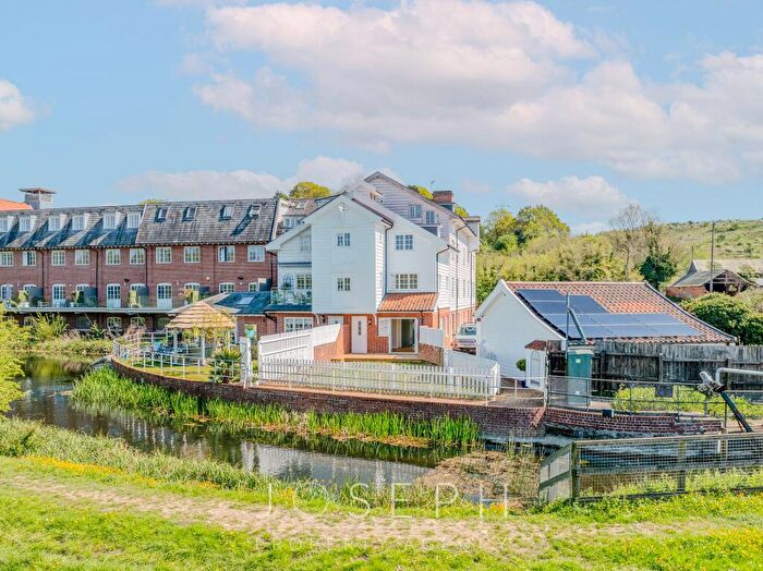 4 Bedroom Town House To Rent In Paper Mill Lane, Bramford, IP8