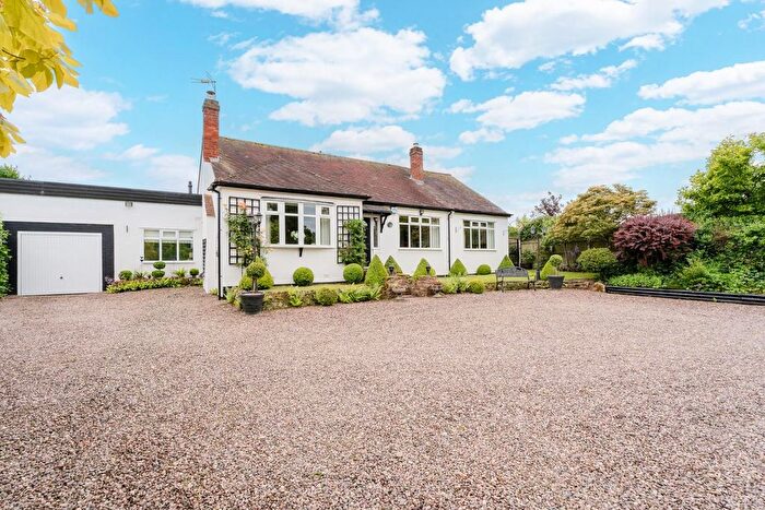 3 Bedroom Detached Bungalow For Sale In Tinkers Castle Road, Seisdon, Wolverhampton, WV5