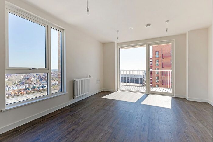 1 Bedroom Flat To Rent In Eastman Road, London, HA1
