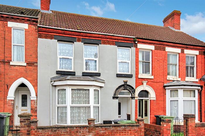 3 Bedroom Terraced House For Sale In Stanley Road, Wellingborough, NN8