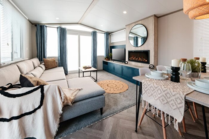 2 Bedroom Park Home For Sale In Preston New Road, Blackpool, FY4