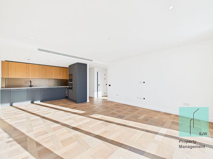 3 Bedroom Flat To Rent In Boxwood Gardens, London, E1W