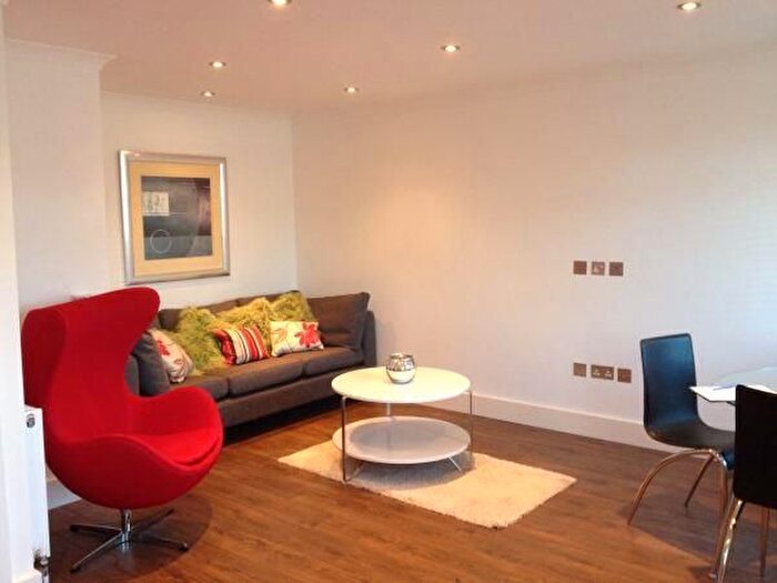 2 Bedroom Flat To Rent In Handel Way, Edgware, HA8