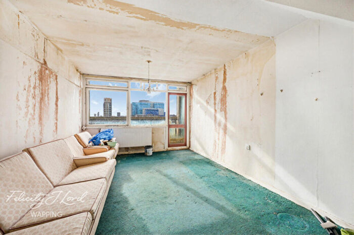 2 Bedroom Apartment For Sale In Coventry Road, London, E1